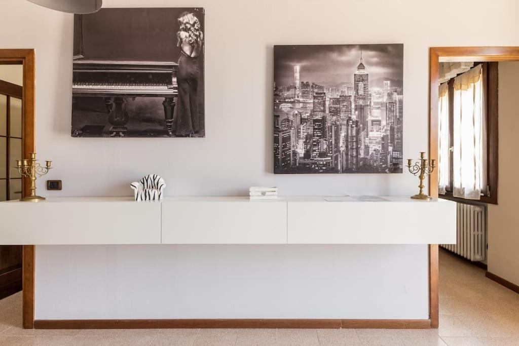 “Casa Moderna Con Parcheggio Privato” Apartment Имола Екстериор снимка